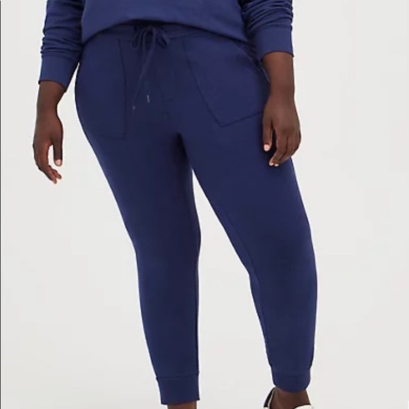 torrid Pants - Torrid Ultra Soft Fleece Drawstring Jogger Pants - Size 1X